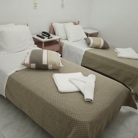 Serifos Beach Hotel Livadi  Ngoại thất bức ảnh