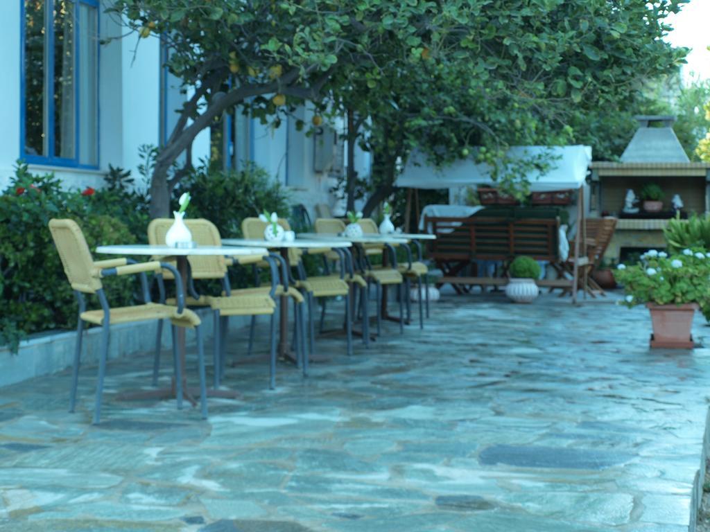 Serifos Beach Hotel Livadi  Ngoại thất bức ảnh