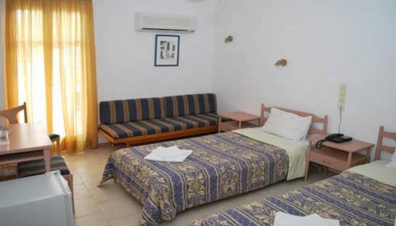 Serifos Beach Hotel Livadi  Ngoại thất bức ảnh
