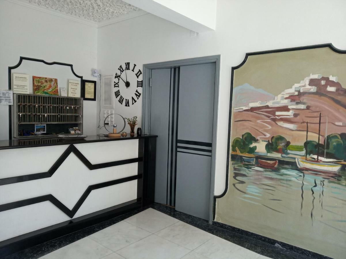 Serifos Beach Hotel Livadi  Ngoại thất bức ảnh