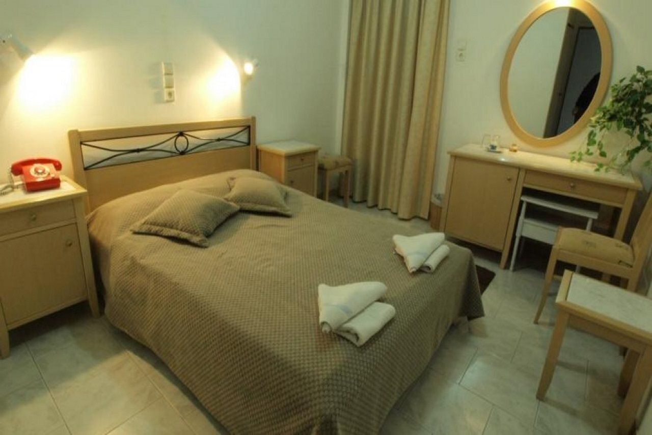 Serifos Beach Hotel Livadi  Ngoại thất bức ảnh